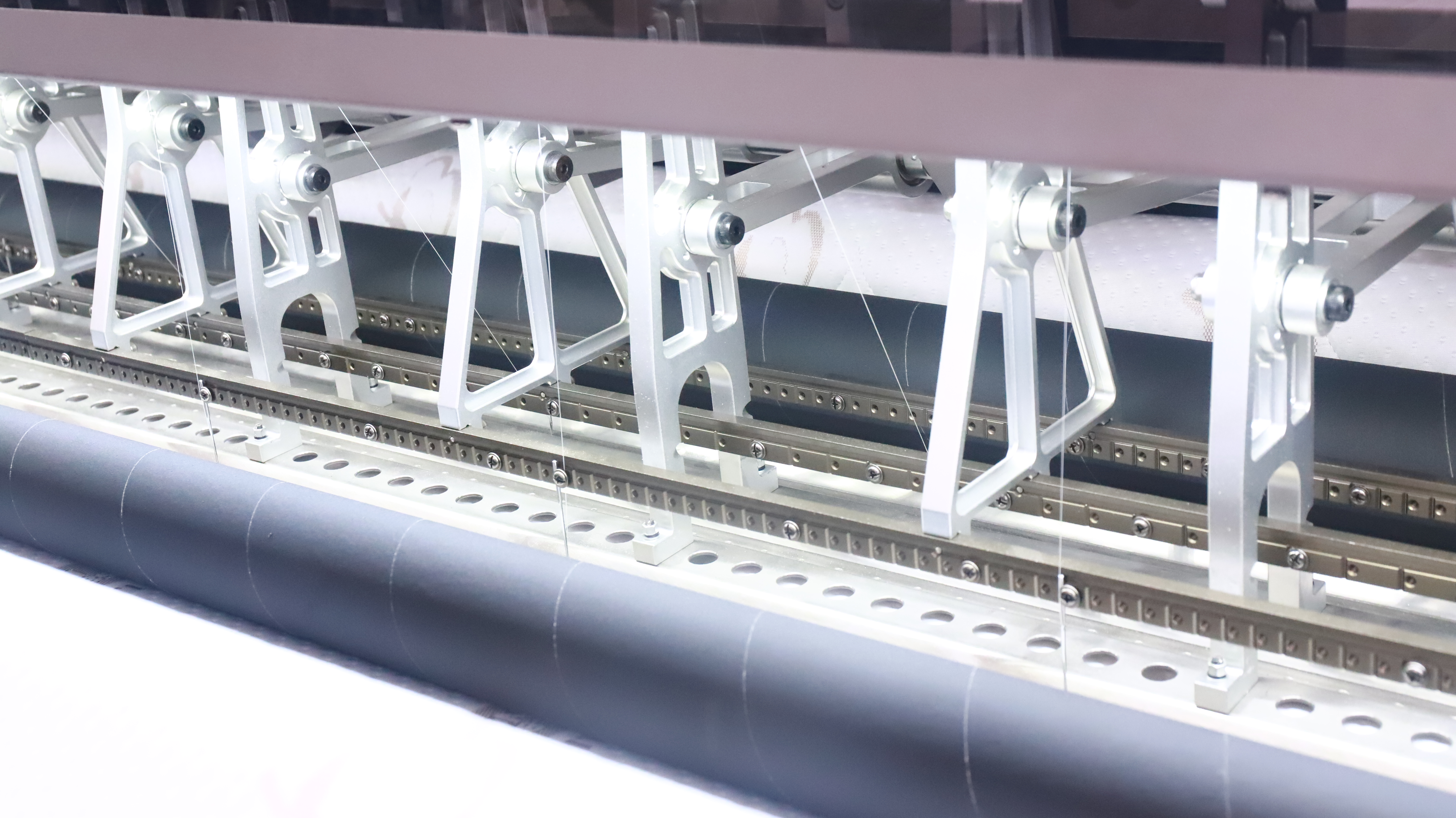Jahitan Rantaian Komputer Multi-jarum quilting Mesin